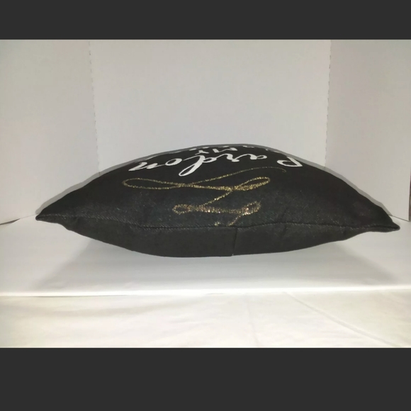 Pillow - Picture 8 of 8